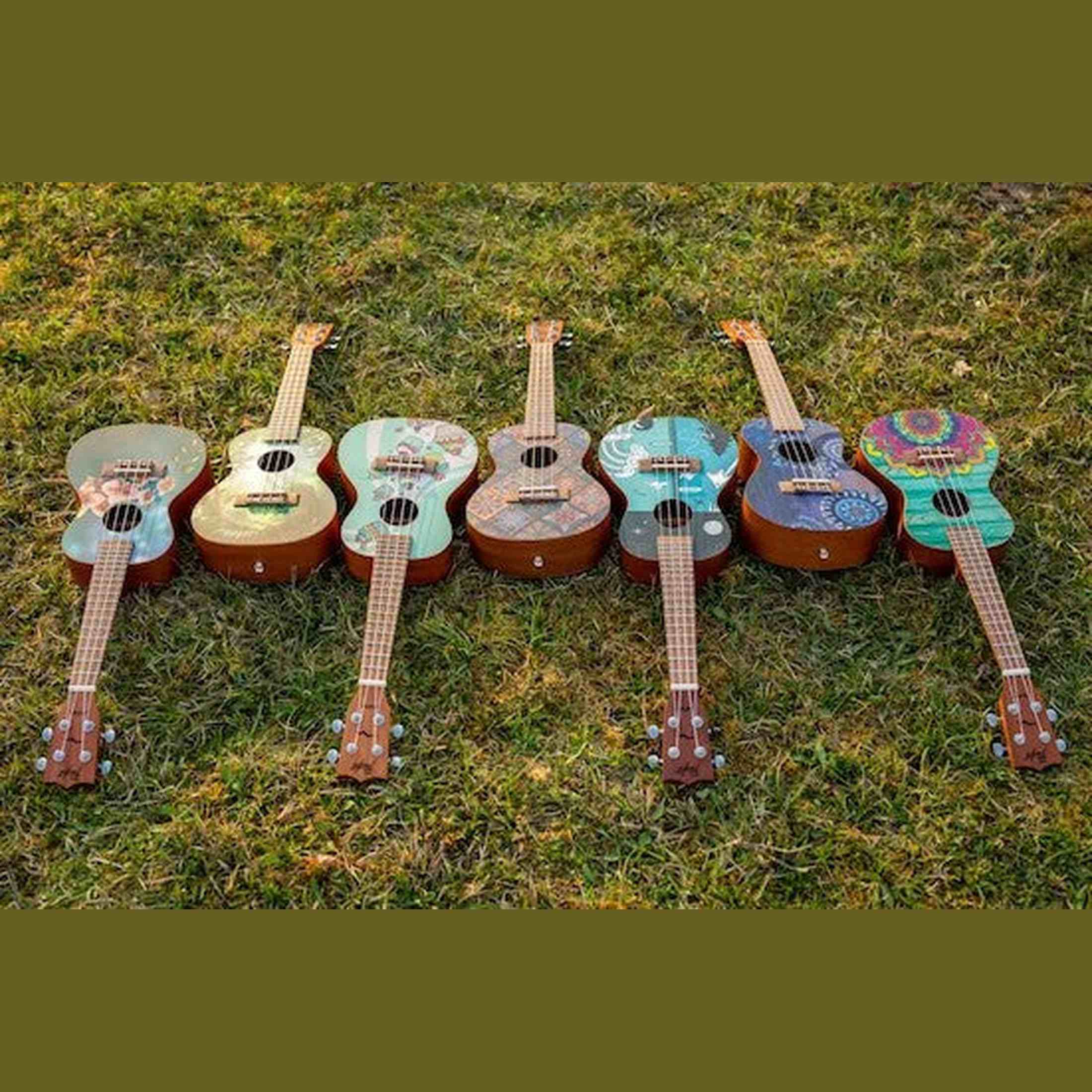 Flight AUC-33 Two Seasons Concert Ukulele met Spruce Top, Sapele Body en Aquila Nylgut Snaren