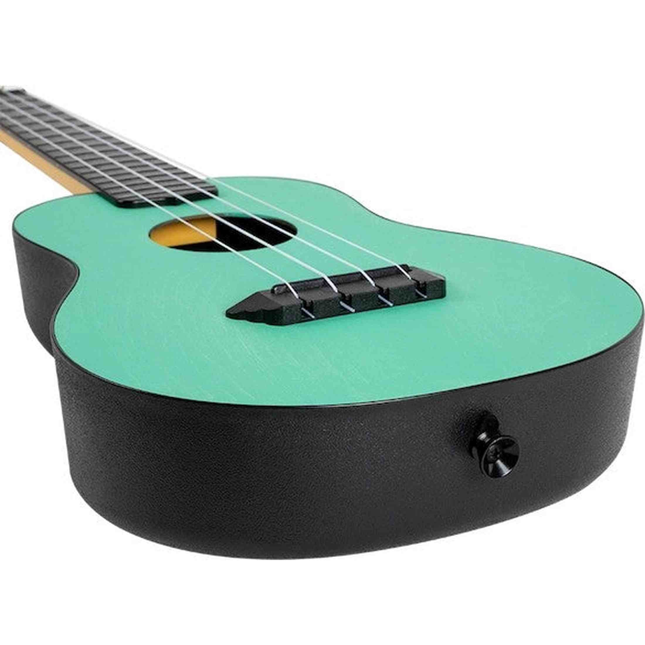 Flight TUC-35 LB Concert Ukulele Lichtblauw met Linden Top, ABS Body en Aquila Nylgut Snaren