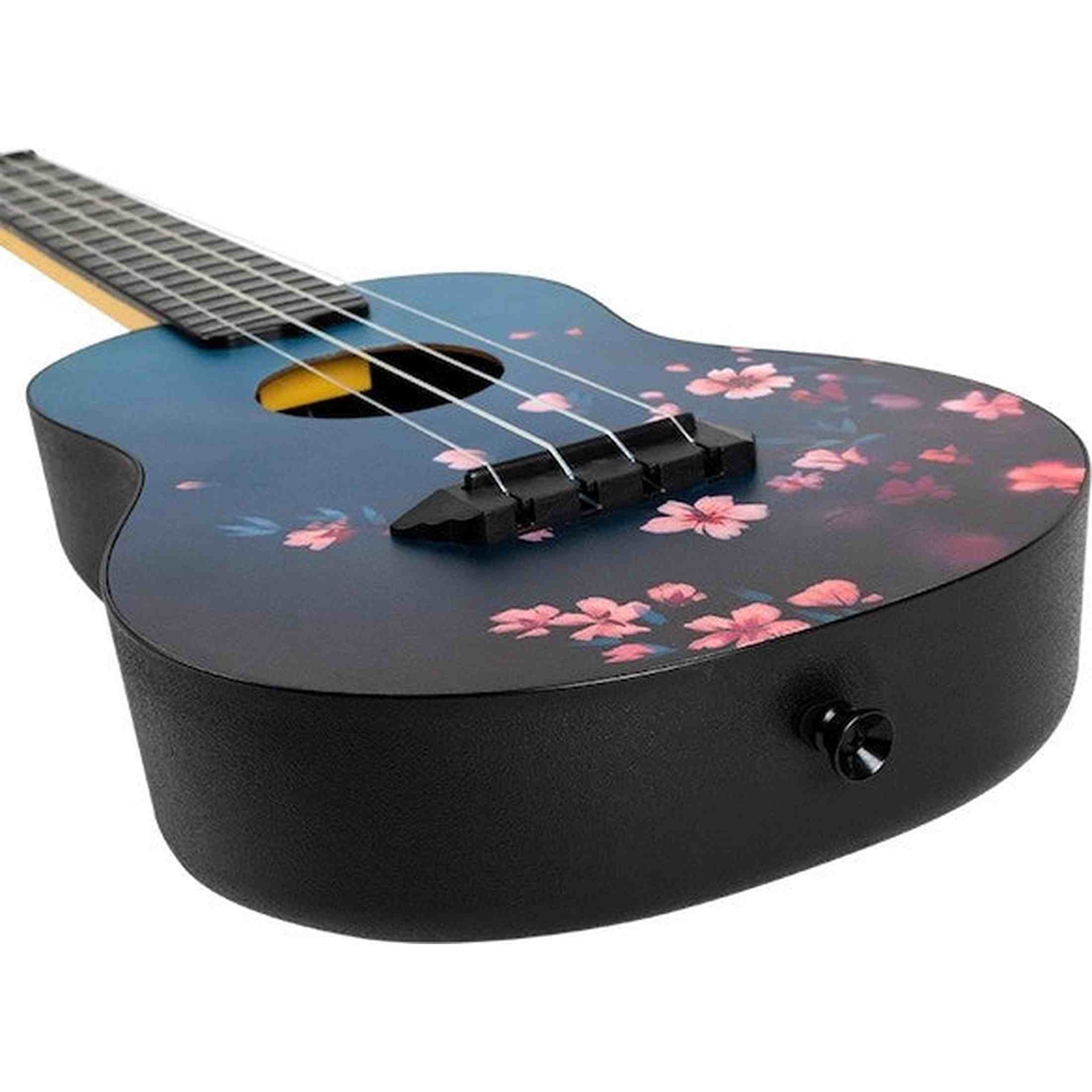 Flight TUC-32 SAKURA Concert Ukulele met Linden Top, ABS Body en Sakura Print