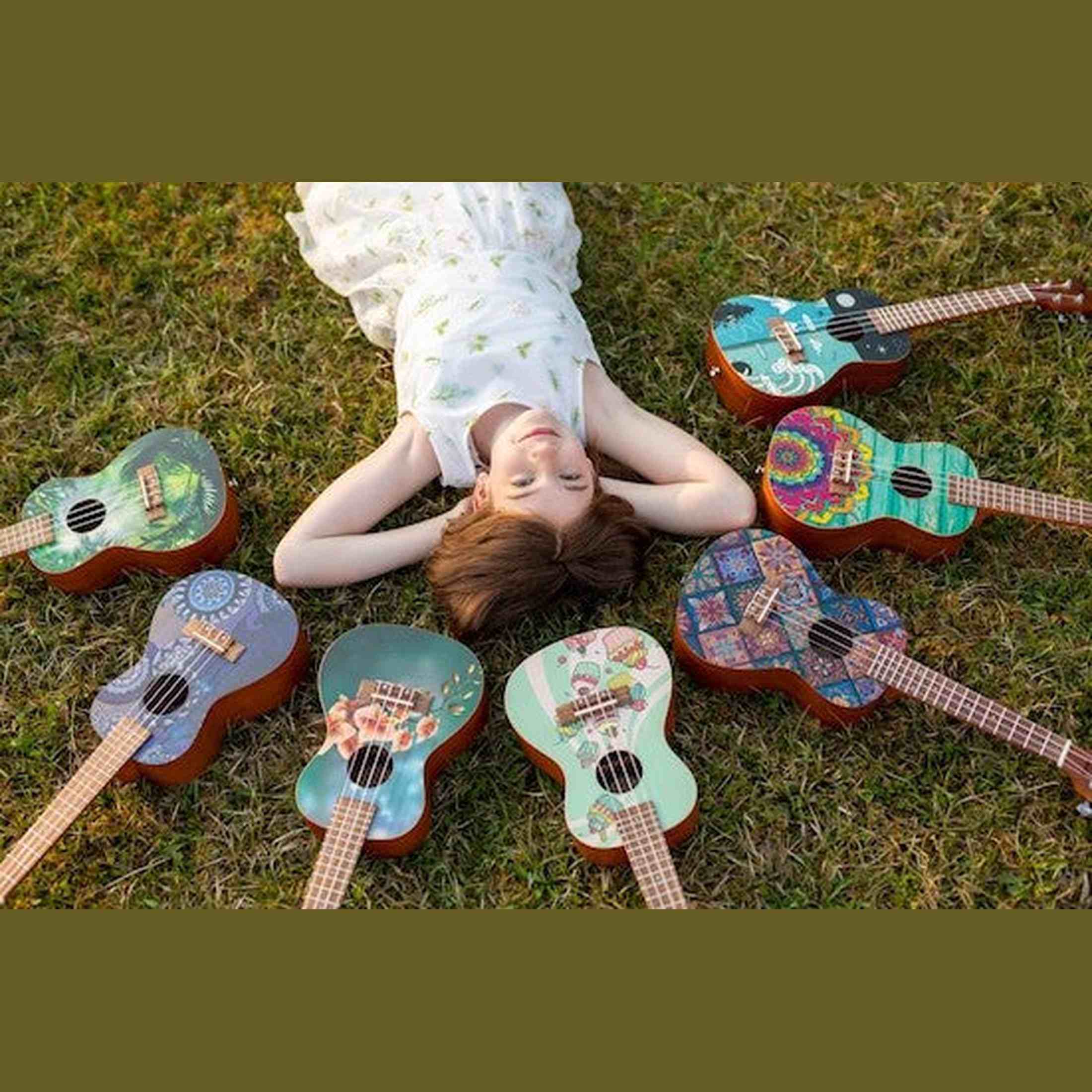 Flight AUC-33 Orchid Concert Ukulele met Spruce Top, Sapele Body en Aquila Nylgut Snaren