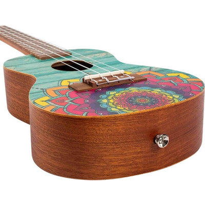 Flight AUC-33 Mansion Concert Ukulele met Spruce Top, Sapele Body en Aquila Nylgut Snaren