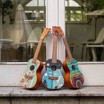 Flight AUC-33 Two Seasons Concert Ukulele met Spruce Top, Sapele Body en Aquila Nylgut Snaren
